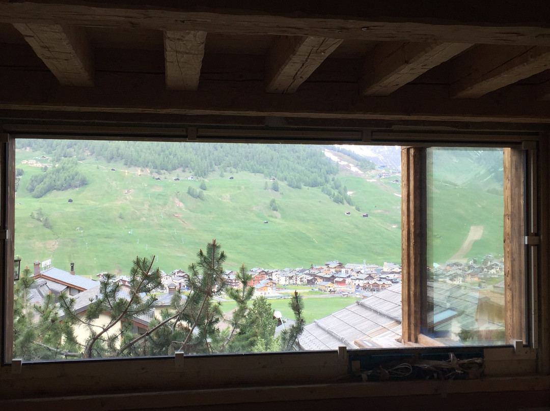 Park Chalet Village主图