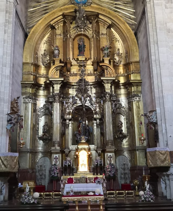 Iglesia Parroquial El Salvador-Caravaca de la Cruz必去景点
