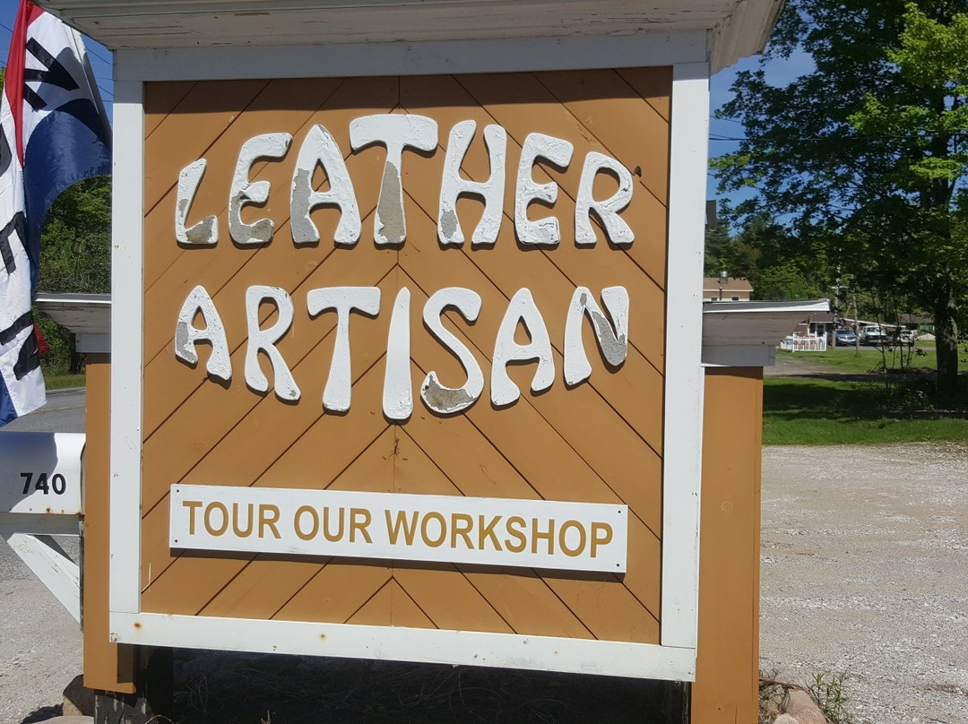 Leather Artisan景点图片