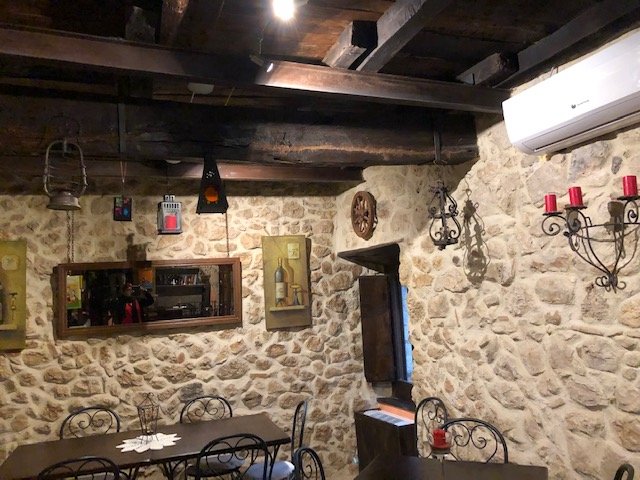 尼纳铝博尔戈城堡酒店-餐饮
