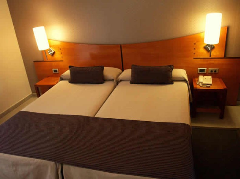 Hotel Granollers主图