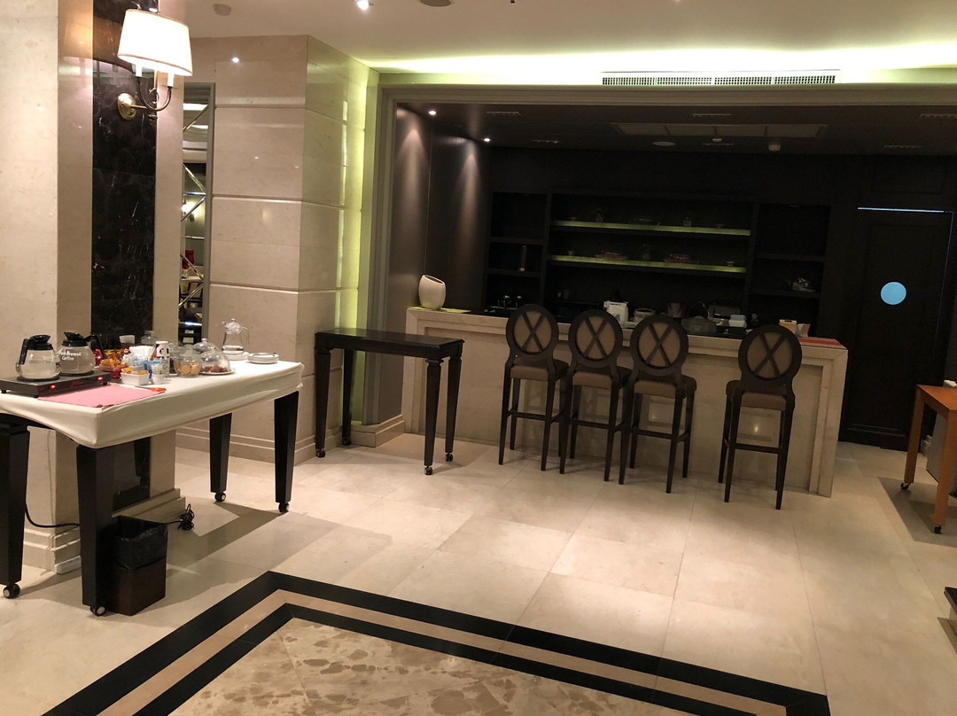 古尔弗客栈酒店主图