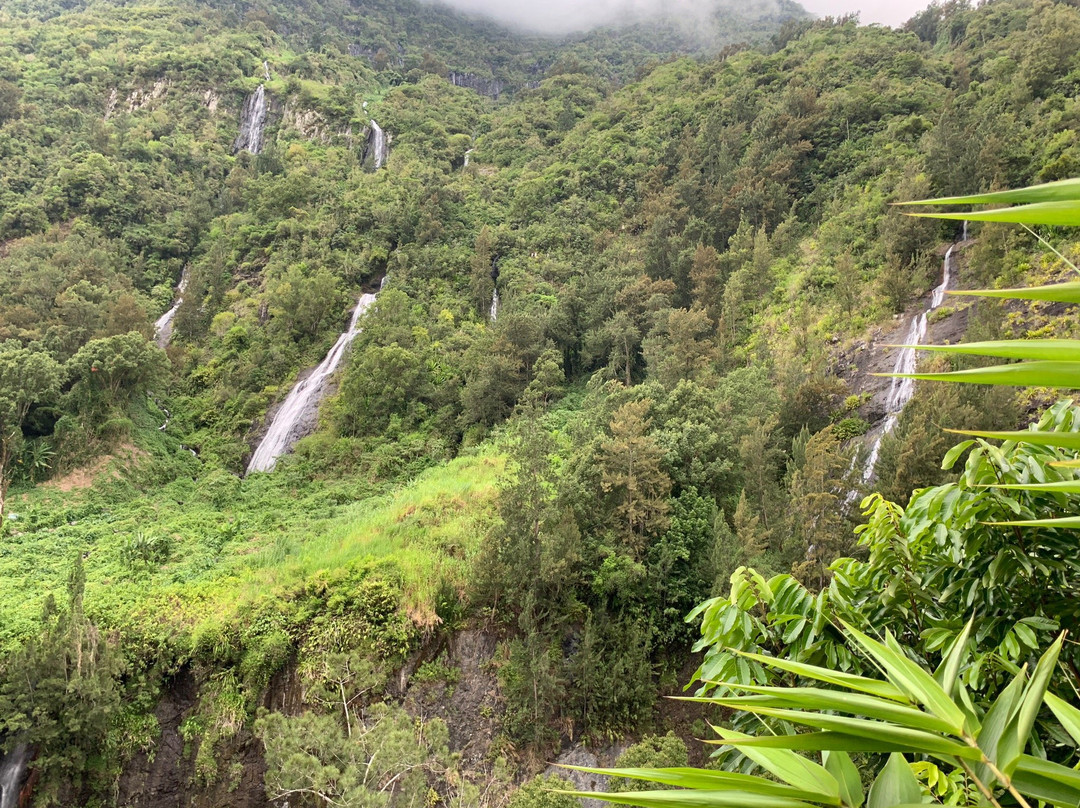 Cascade du Voile de la Mariée景点图片