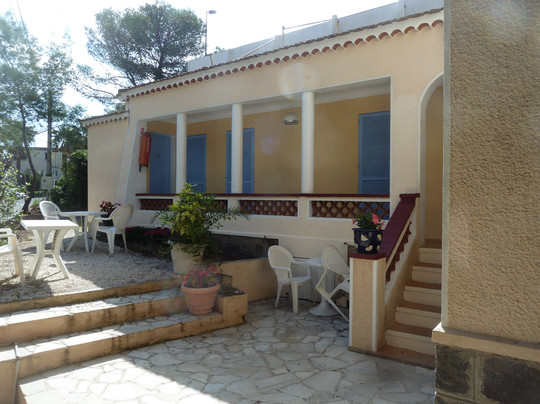 Saint-Aygulf酒店住宿-La Petite Auberge