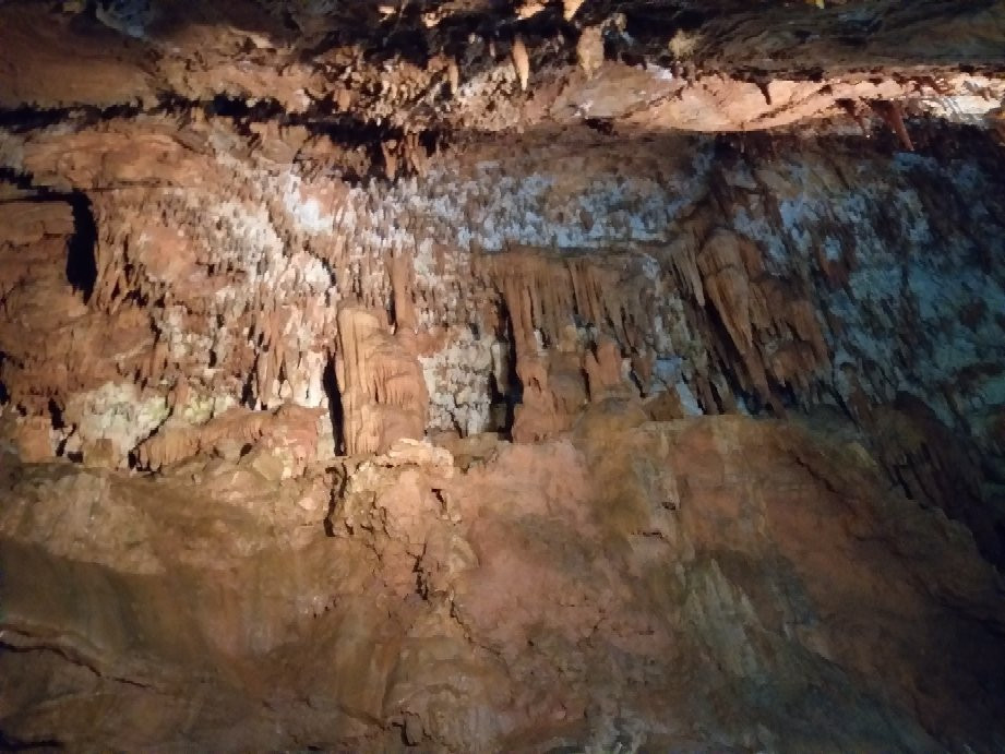Gruta Los Herrera景点图片