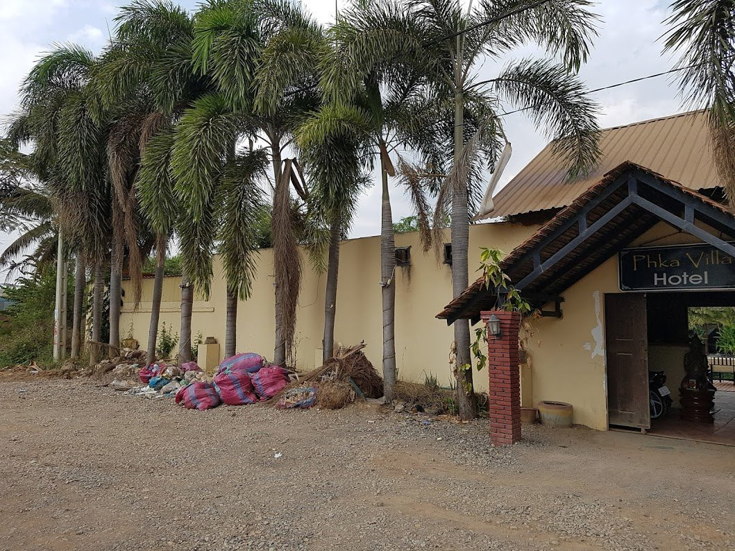 皮卡别墅酒店主图