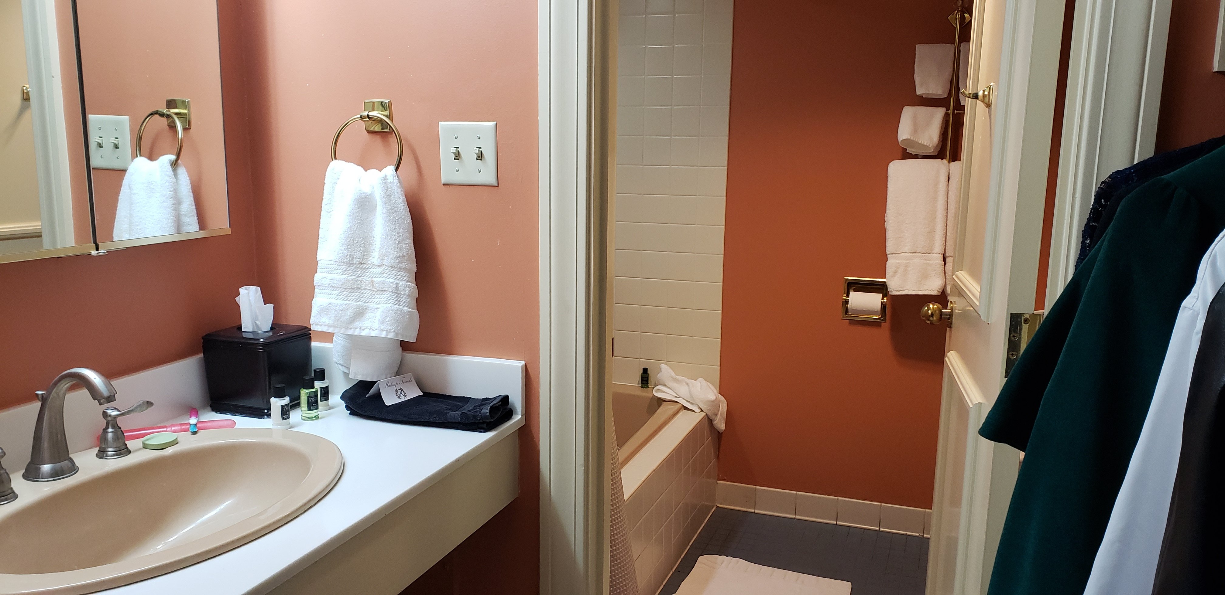 The Remington Suite Hotel & Spa-浴室