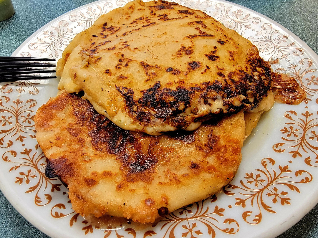 Nayeli's Salvadorian & Mex Food
