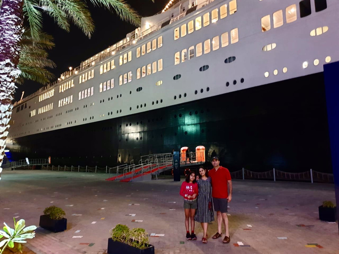 Queen Elizabeth 2主图