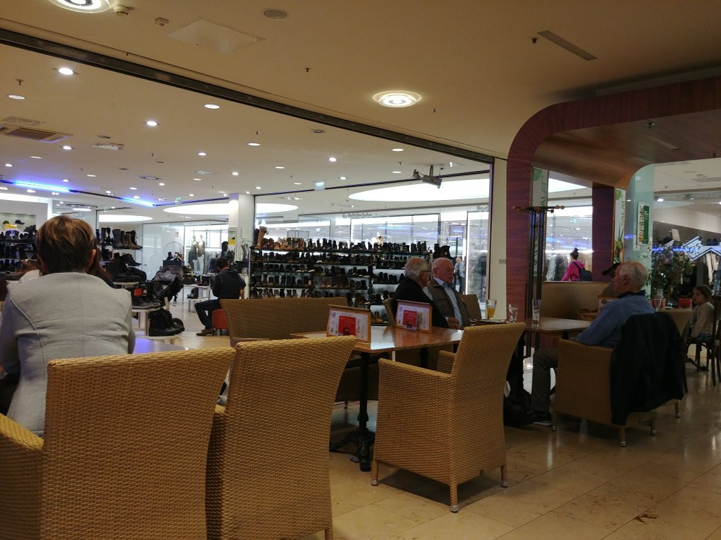 DEZ Einkaufszentrum-茵斯布鲁克必去景点