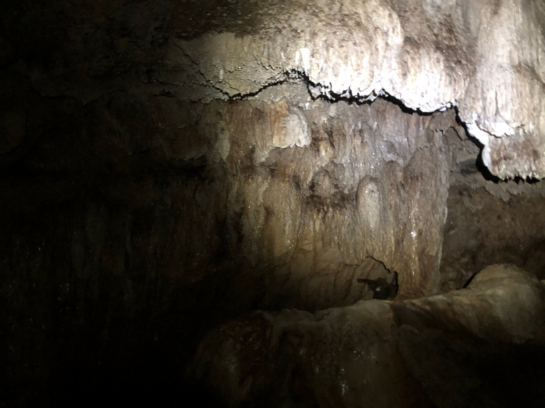 Daliran Cave-吉马拉斯岛必去景点