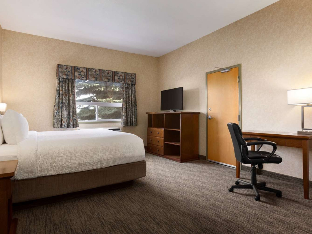 Days Inns & Suites By Wyndham Brooks主图