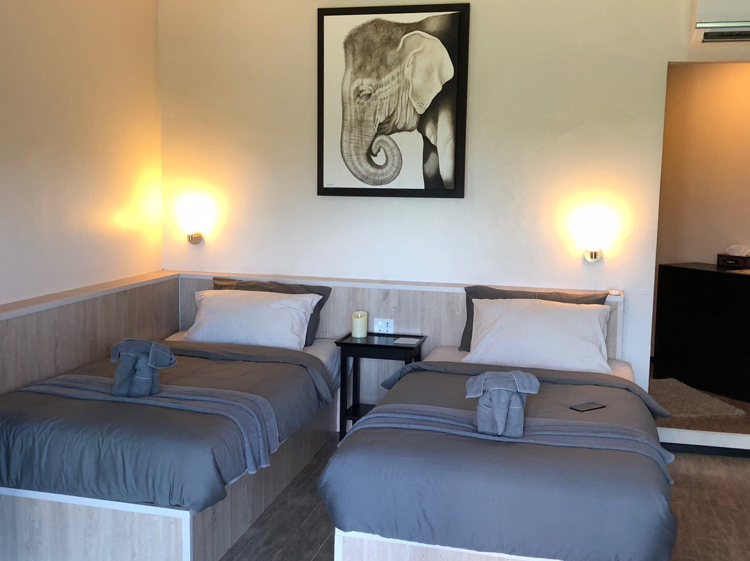 I love phants Lodge主图