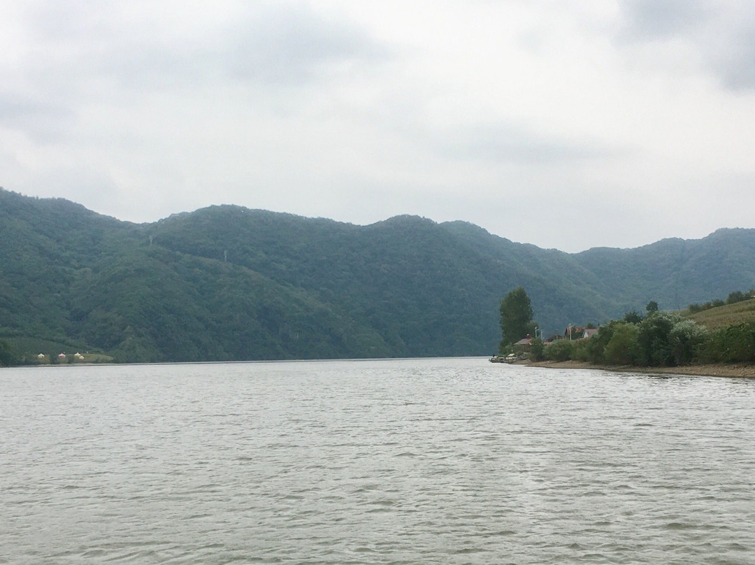 宽甸县青山湖-宽甸满族自治县必去景点