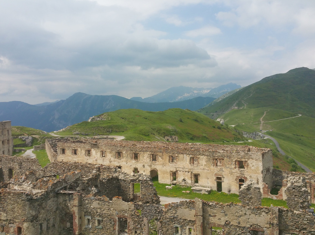 Tende旅游景点-Fort Central