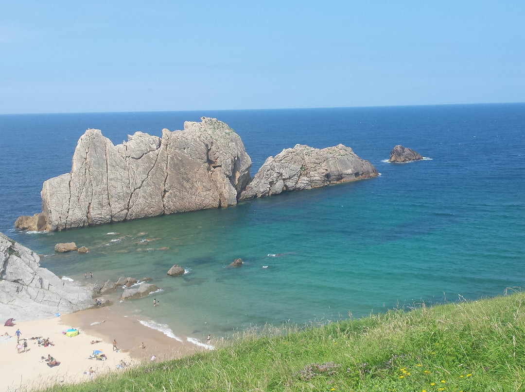 Playa de La Arnía景点图片