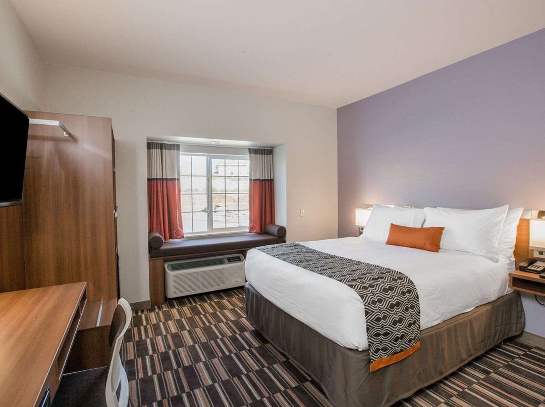 Microtel Inn & Suites By Wyndham Tioga主图