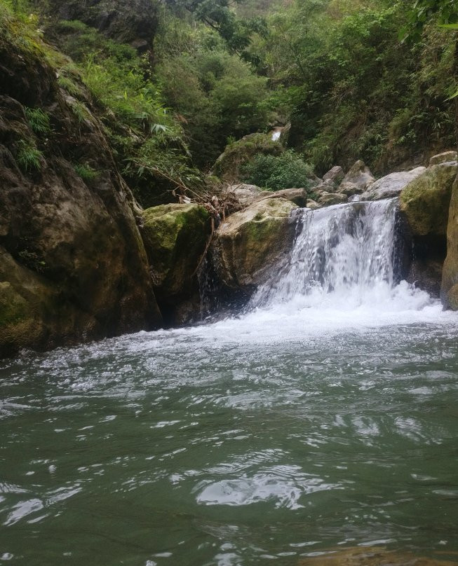 Shikhar Fall景点图片