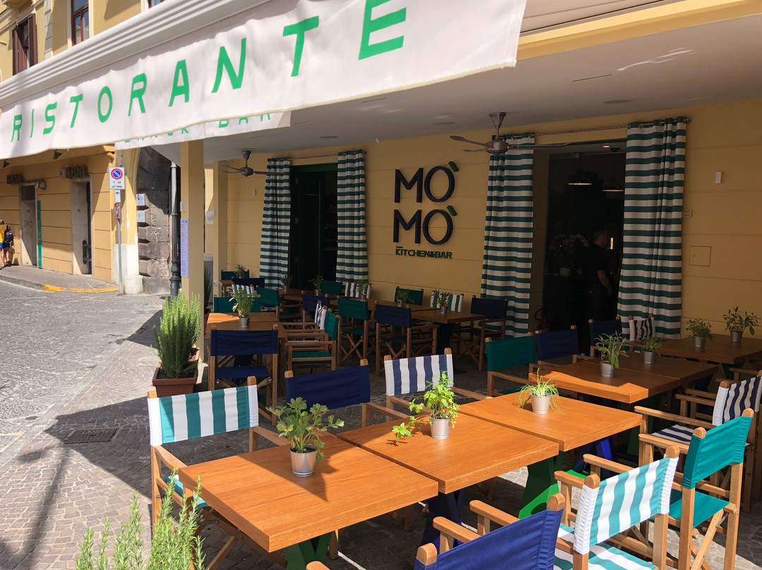 MoMo Kitchen & Bar