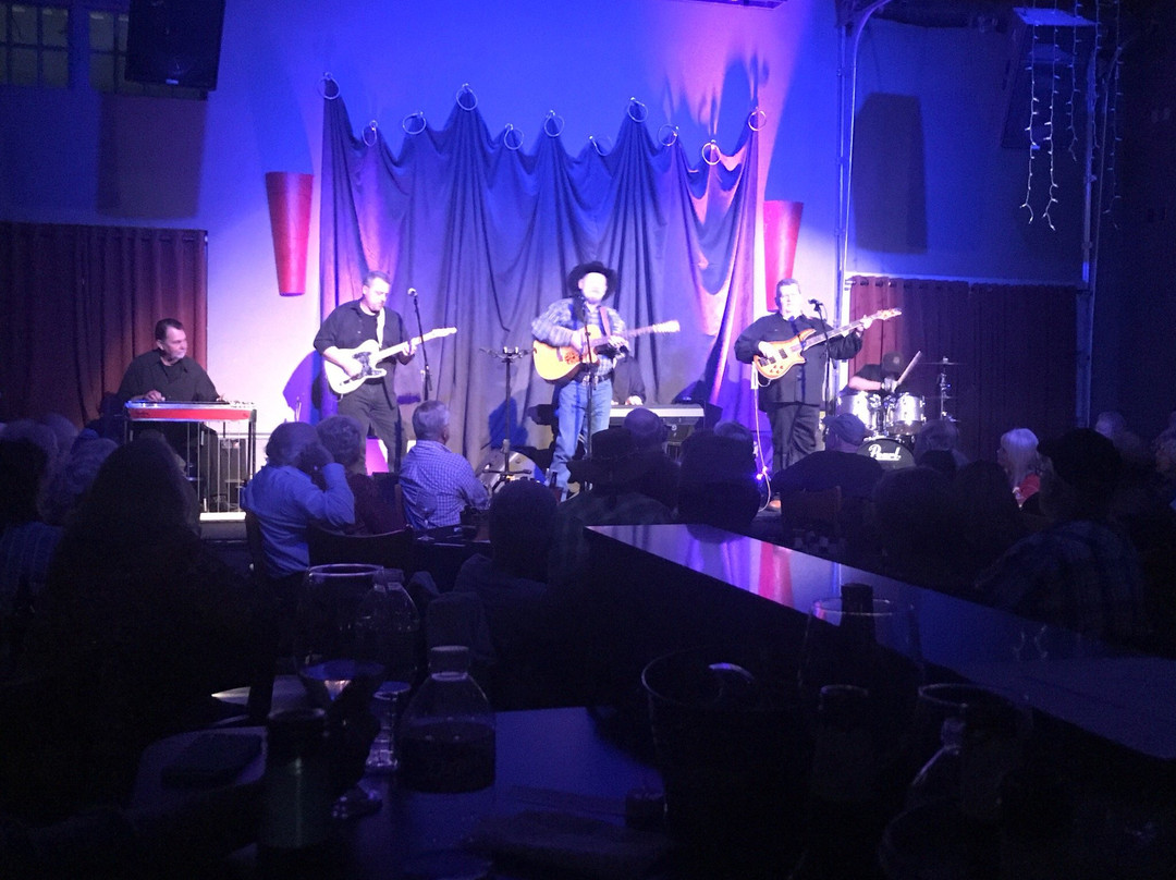 Main Street Crossing-Tomball必去景点