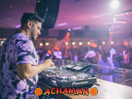 Achaman Discopub-奥德杰海岸必去景点