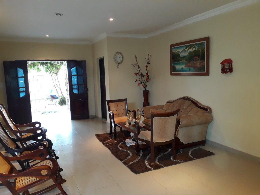 Hostal Dona Mebi