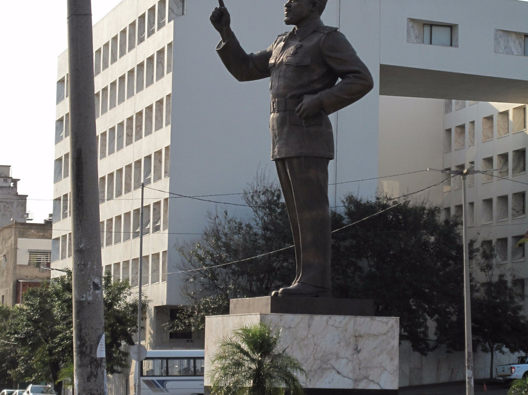 Praça da Independência-马布多必去景点