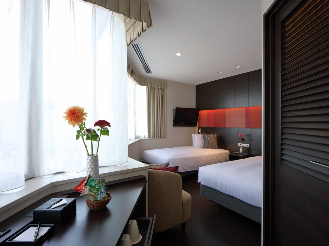 Red Roof Inn & Suites Osaka Namba Nippombashi