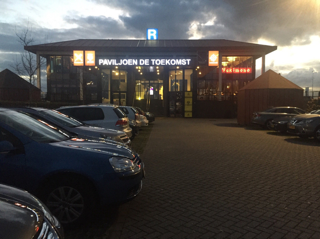 Pooltime Bowling Houten-Houten必去景点