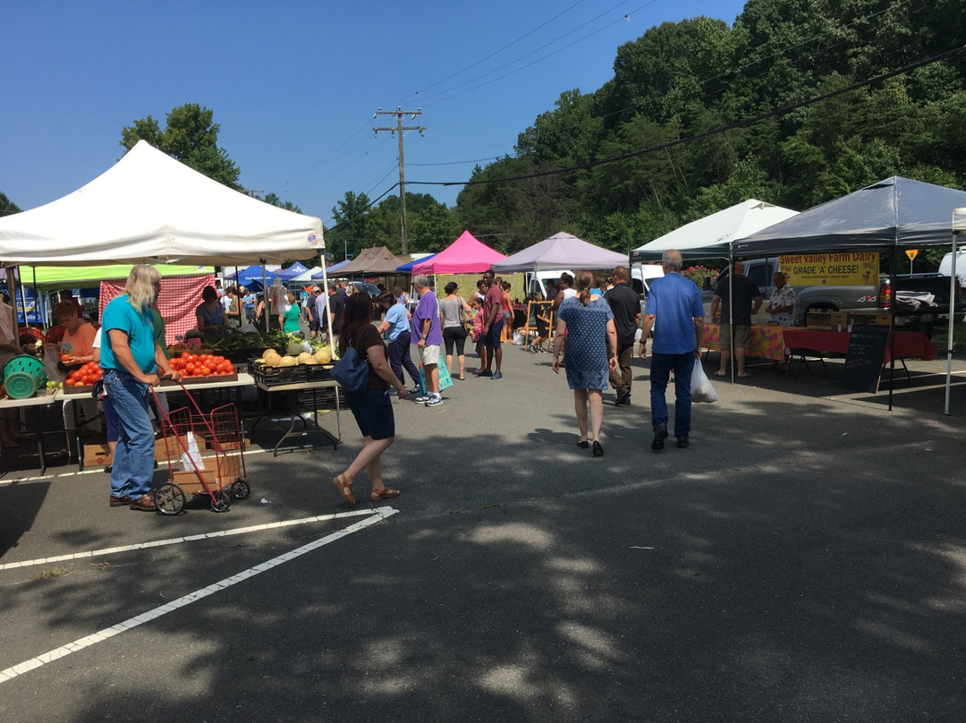 Dale City Farmers' Market景点图片