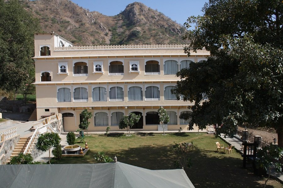 Dhar酒店住宿-Udai Nature Valley Resort By AN Hotels