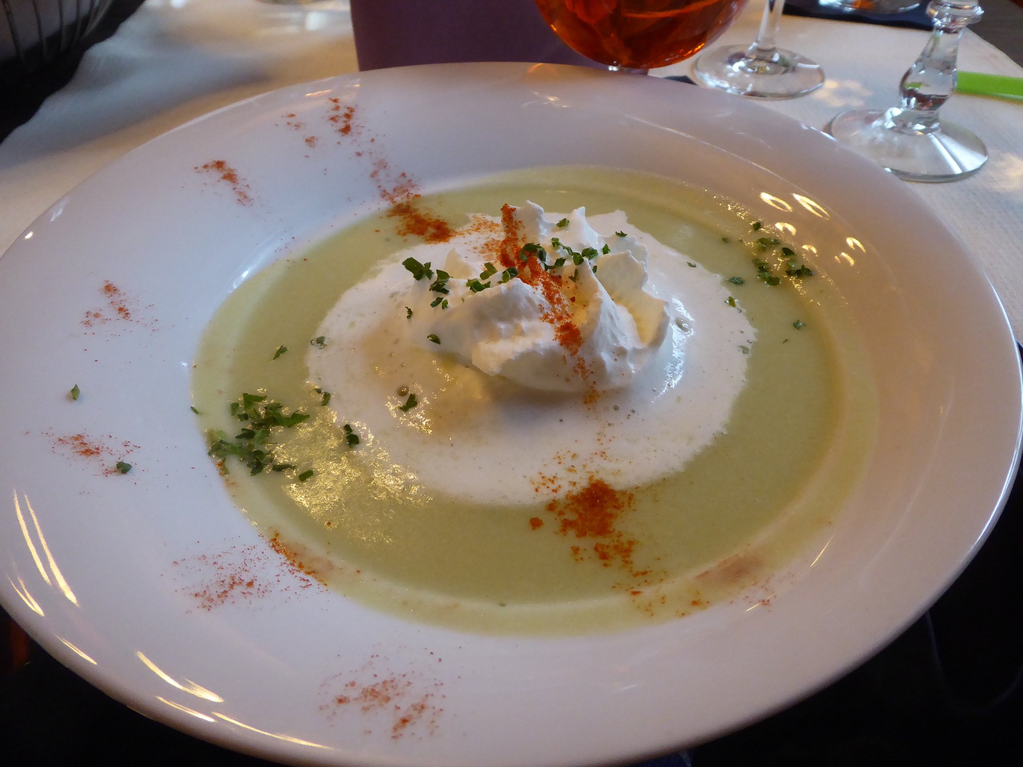 Gasthof zum roten Thurm-餐饮