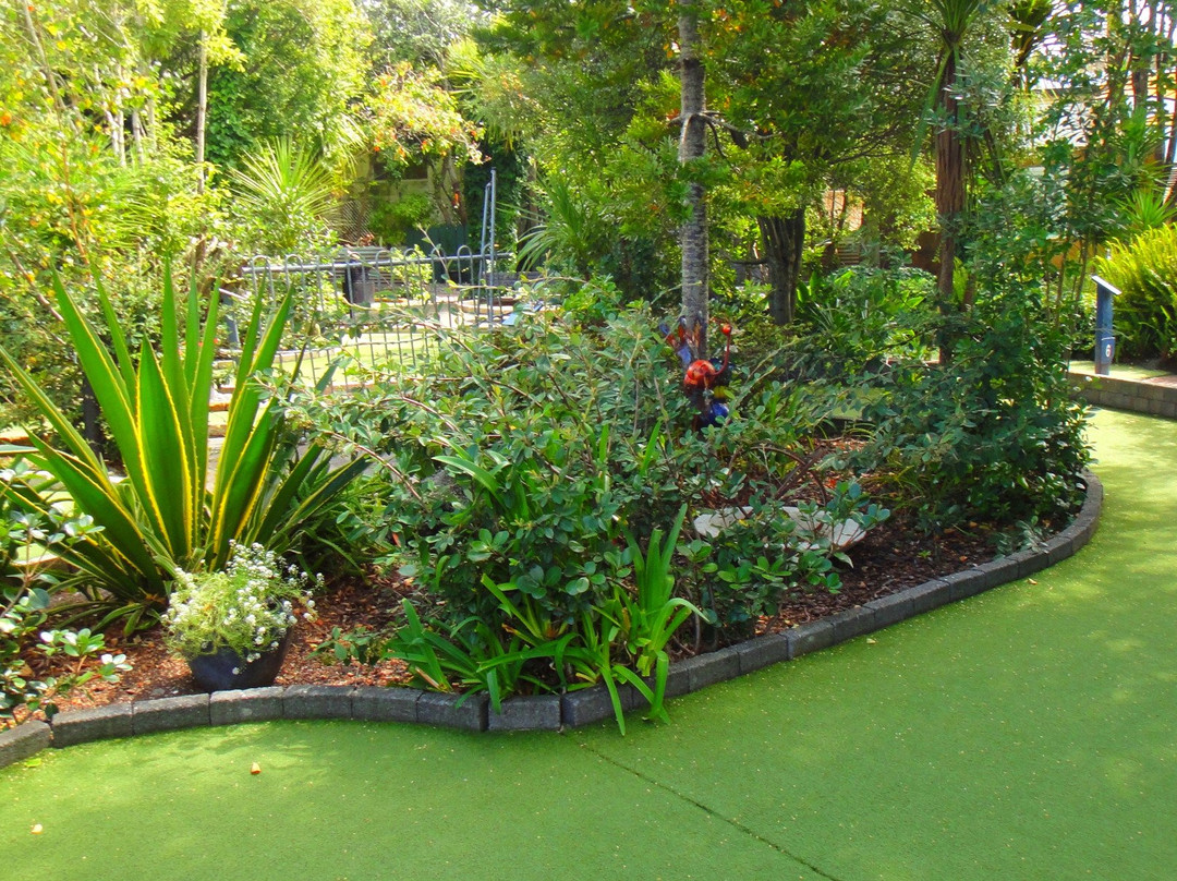 Enchanted Forest Mini Golf-奥尼洪加必去景点