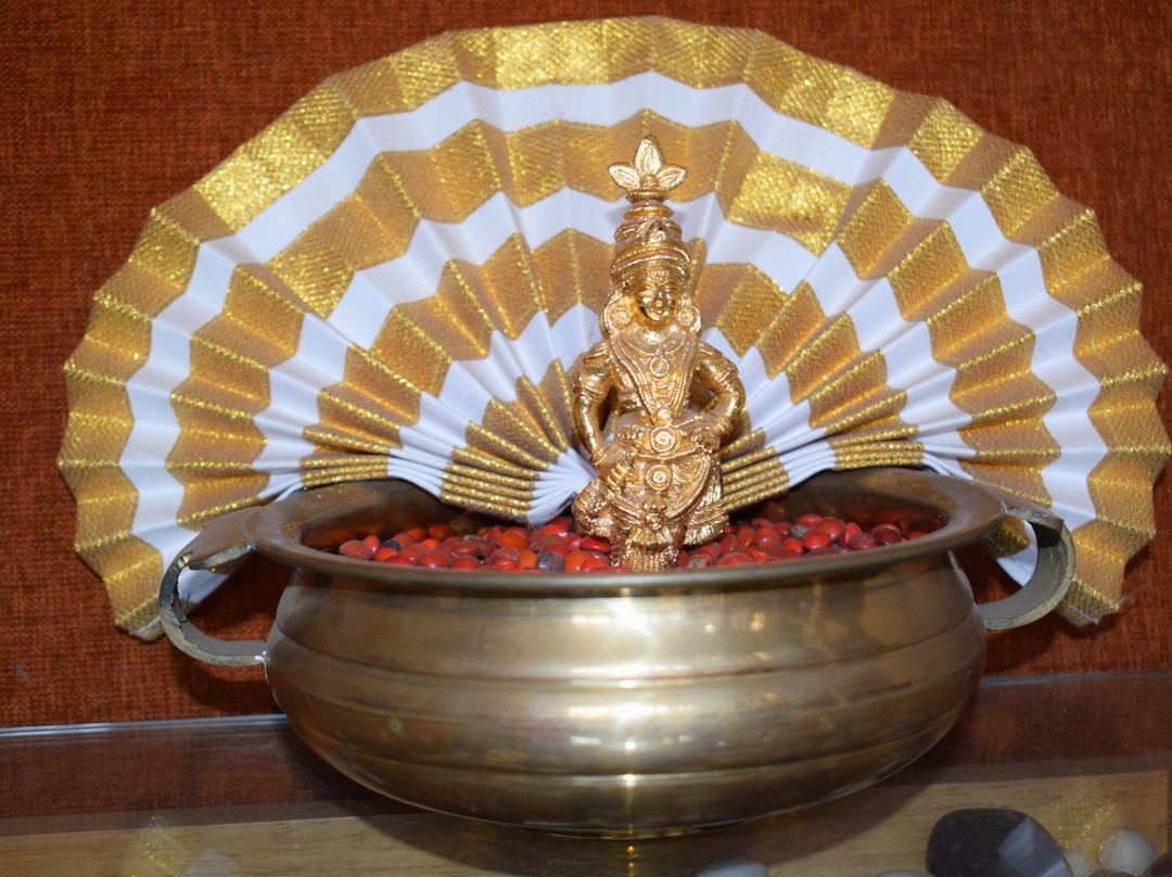 Bharath Restaurant & Lodging主图