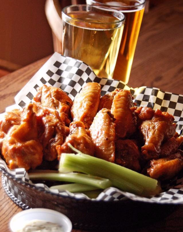 Warsaw餐馆和美食-Warehouse Steak N' Stein