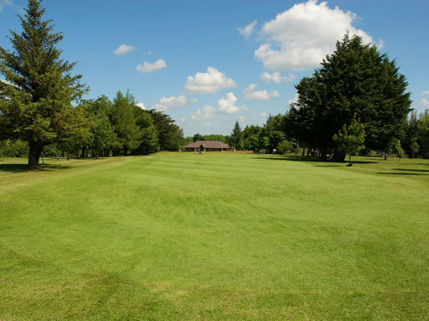 Ennis Golf Club-恩尼斯必去景点