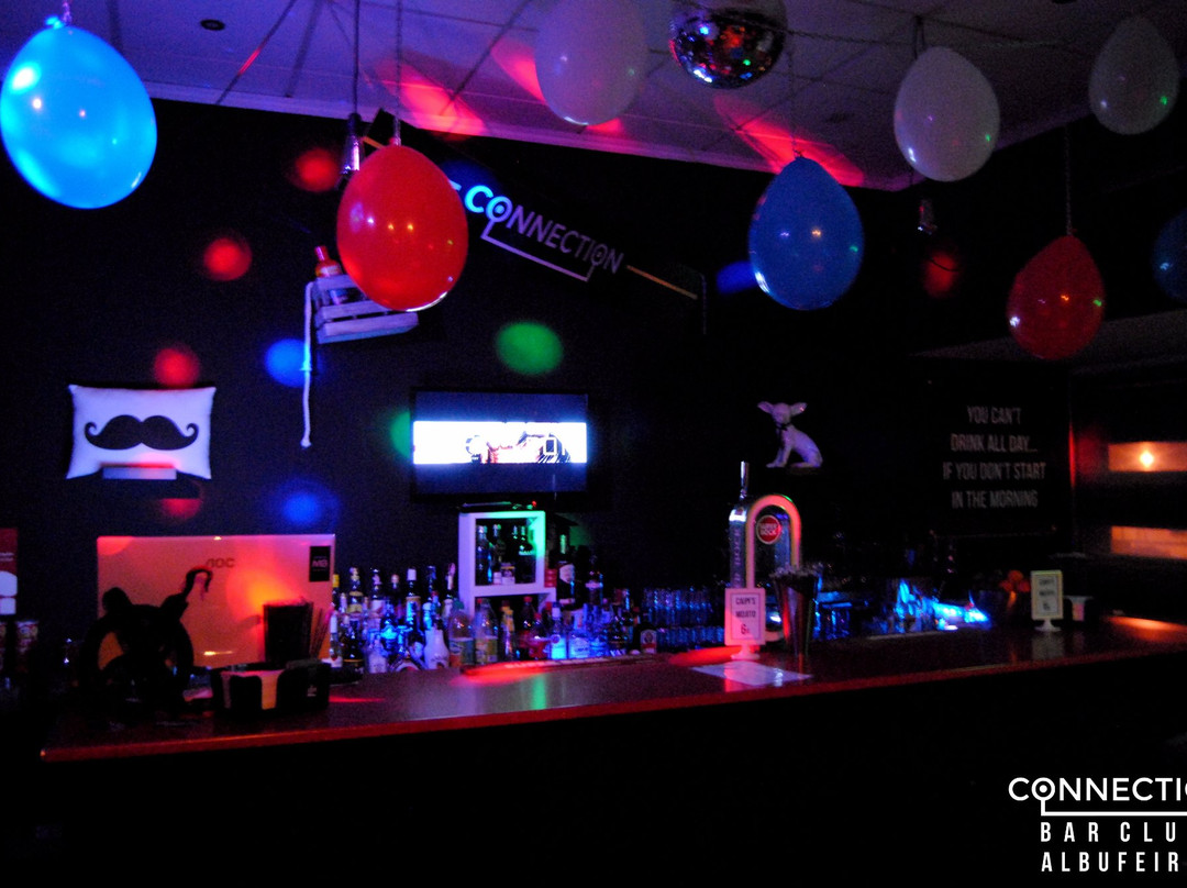 Connection Bar-阿尔布赞拉必去景点