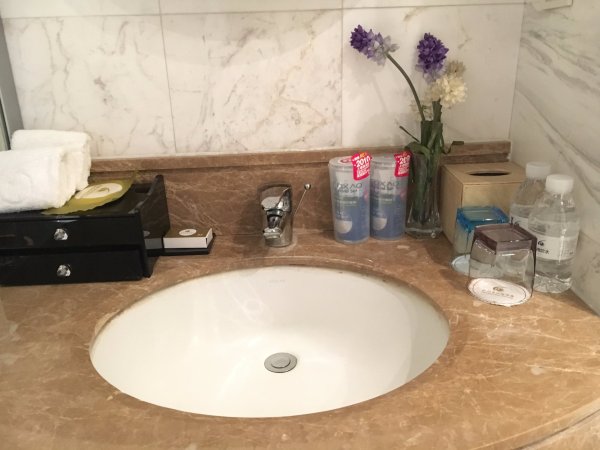 丹东珍珠岛江畔酒店(志愿军公园店）-浴室