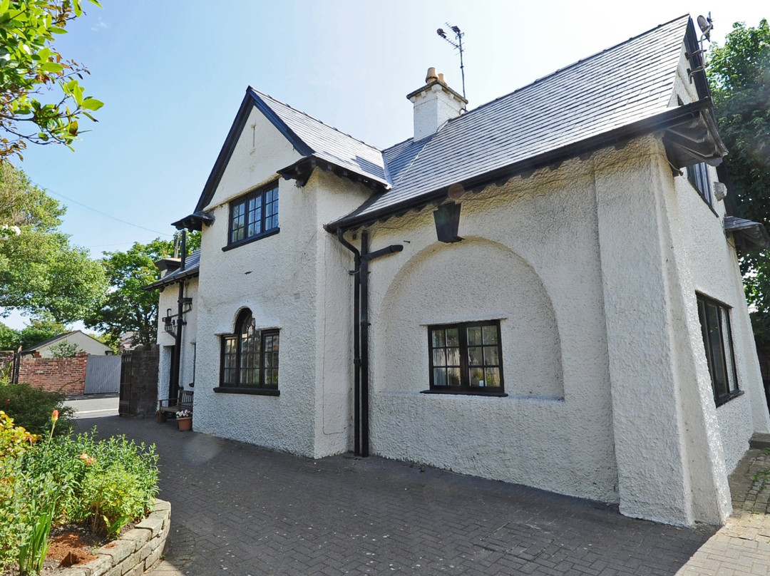 West Kirby酒店住宿-Seaways Cottage
