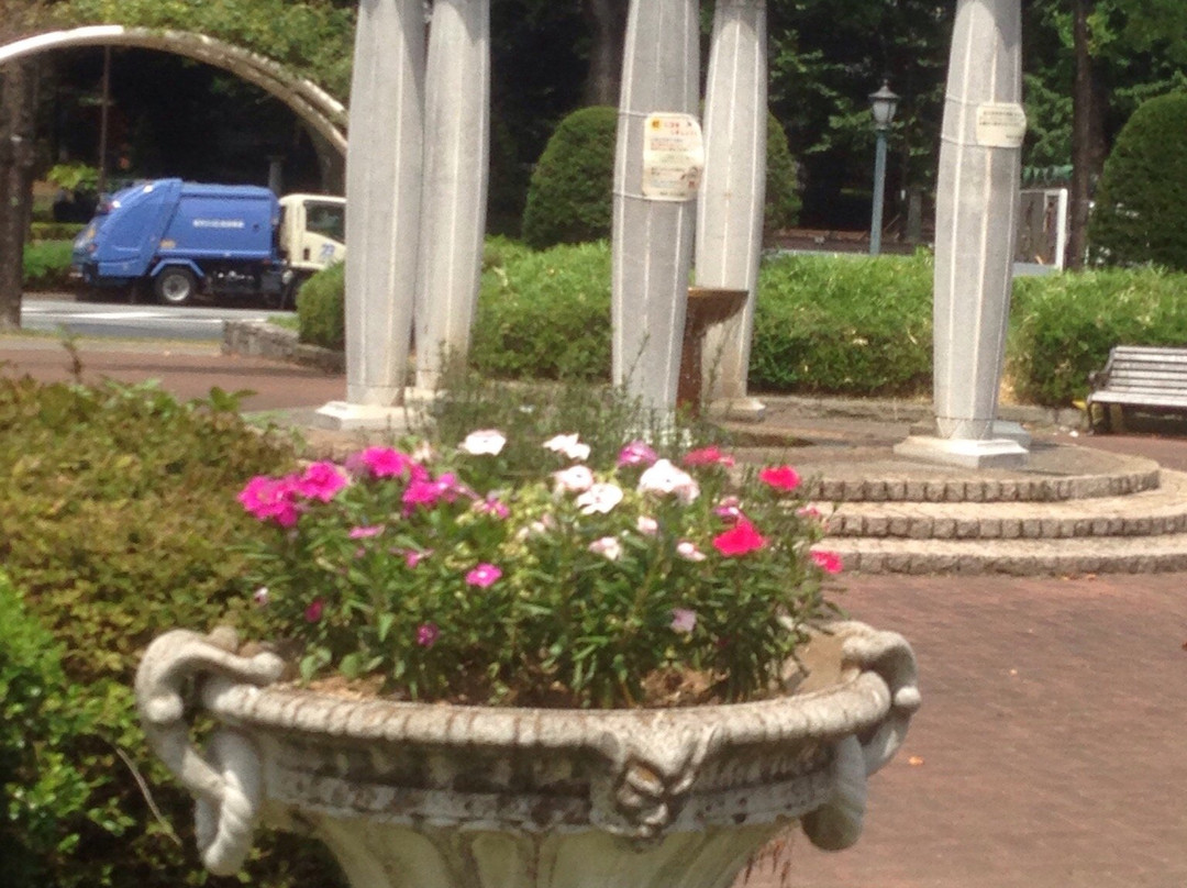 Wakaba Higashi Park-Yotsuya必去景点