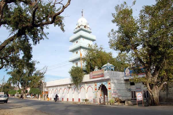 Gurudwara Tahli Sahib景点图片
