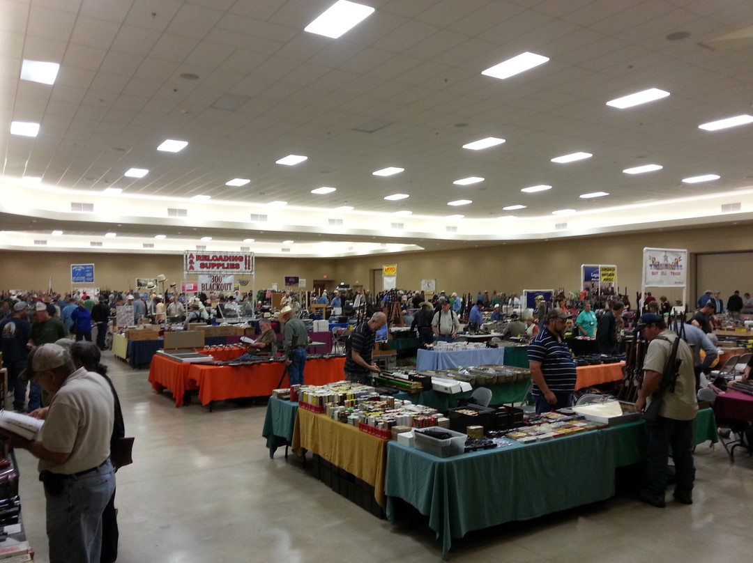 Hill Country Youth Event Center-克尔维尔必去景点