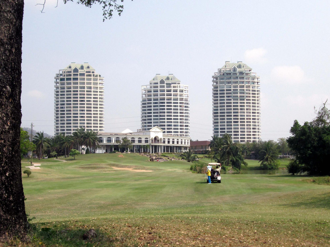 Crystal Bay Golf club-是拉差必去景点