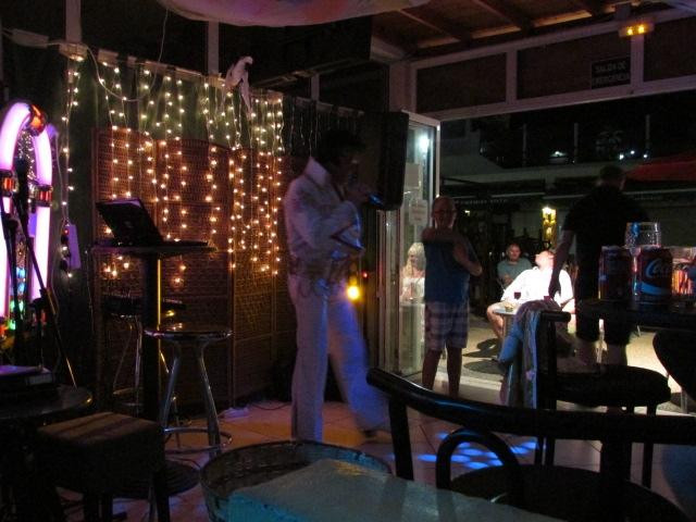 Buskers Bar-布兰卡滩必去景点