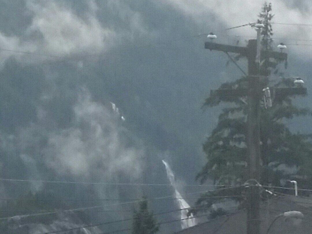 Shannon Falls Provincial Park景点图片