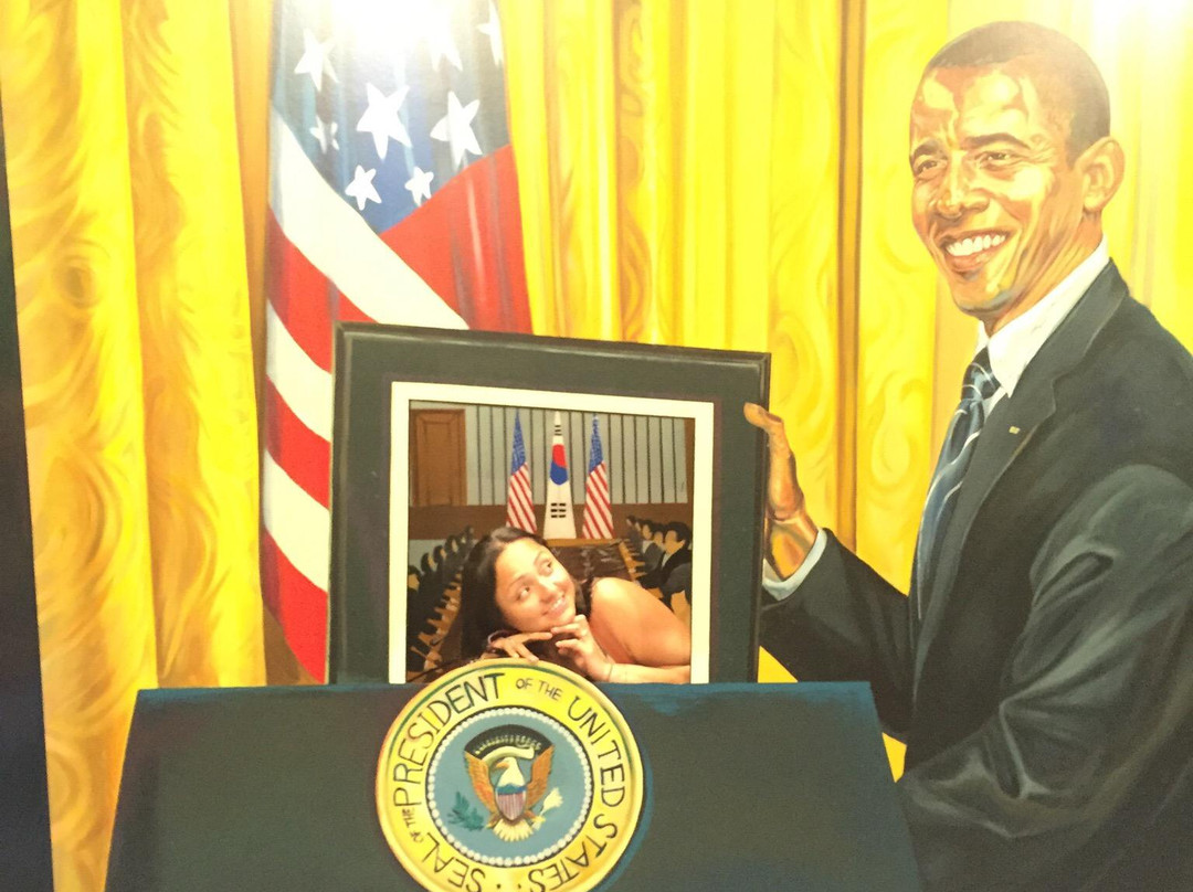 爱来魔相艺术馆-仁寺洞本馆-首尔必去景点