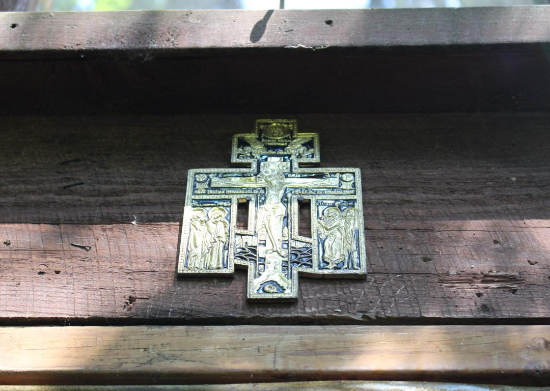 Holy Transfiguration Chapel and Woods-锡斯特贝必去景点