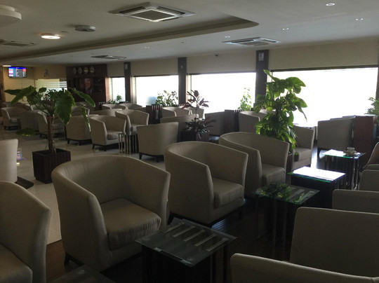 Moonimaa Airport Lounge-湖卢勒必去景点