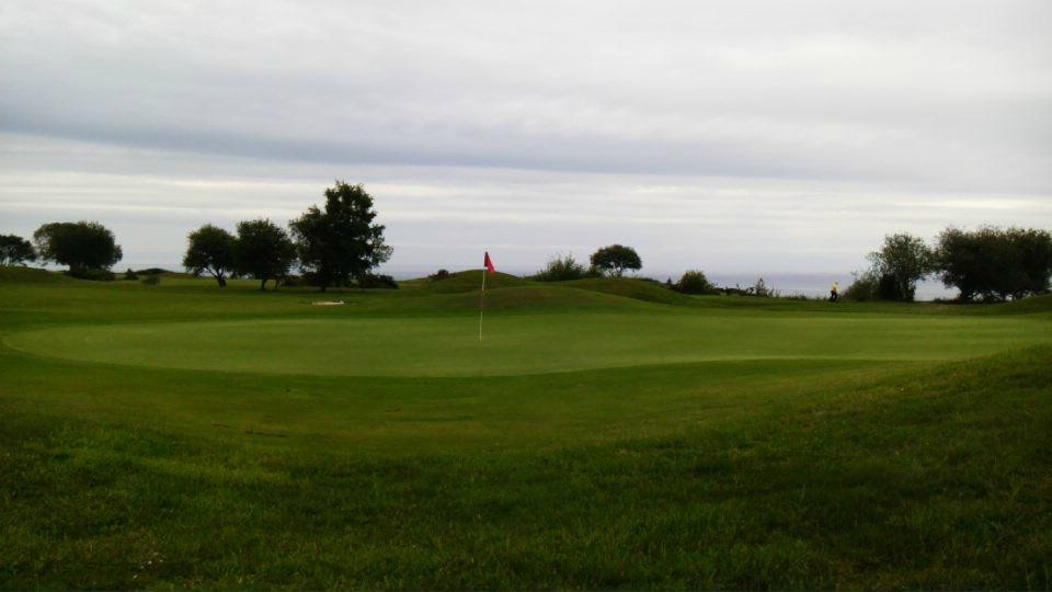 Club de Golf Municipal-利亚内斯必去景点