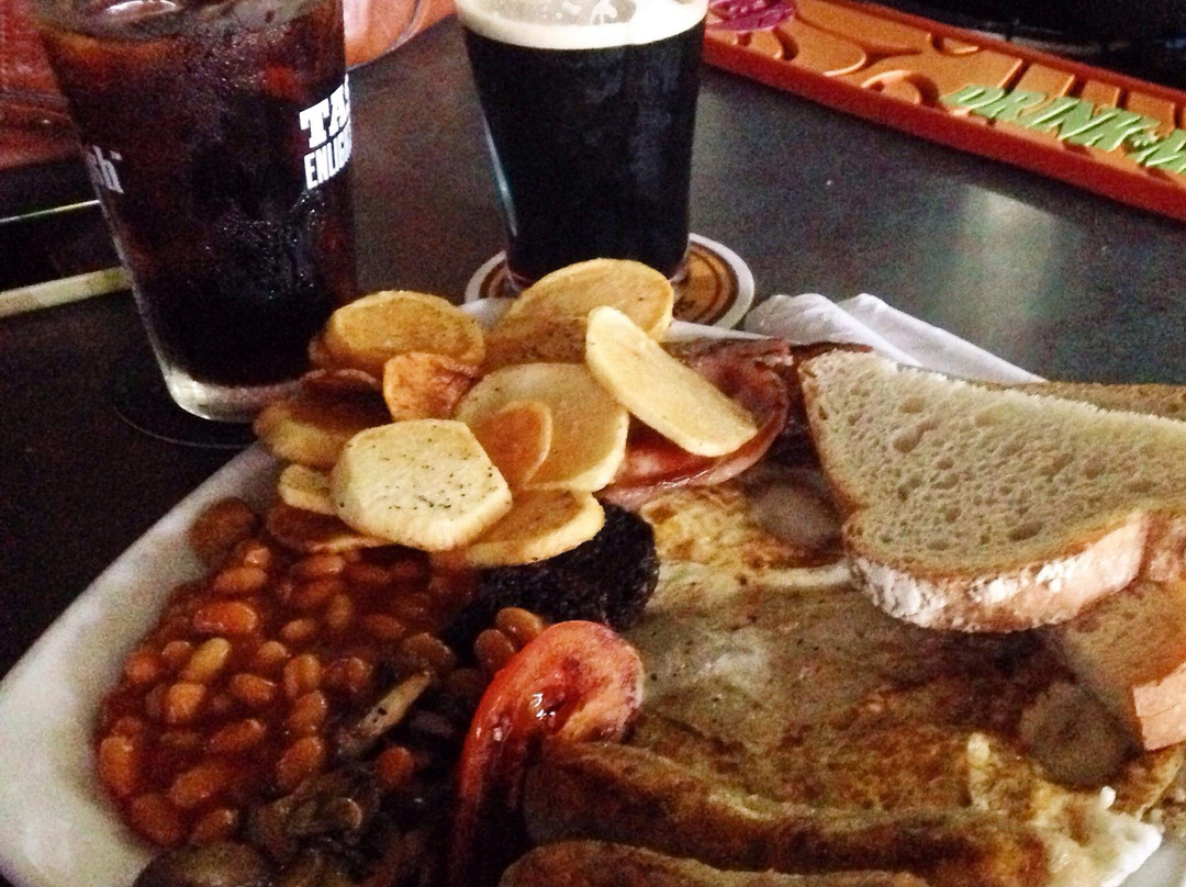 Lion & Eagle English Pub